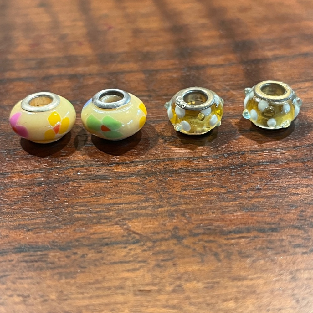 Yellow Pandora bundle - Picture 4 of 5